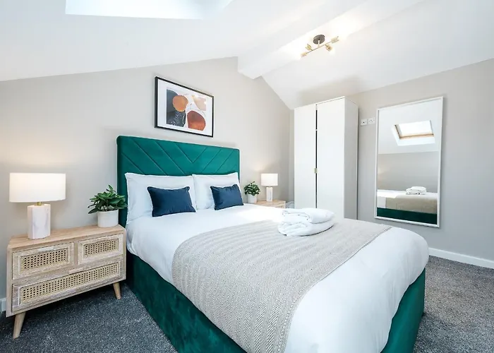 Host & Stay - The Georgian Coach House 1